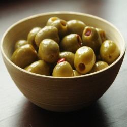Olivy s paprikou